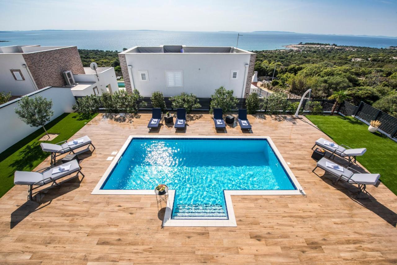 Villas Royal II With Private Pool Novalja Exterior foto